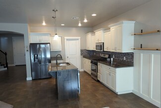 377 W 3323 S in Washington, UT - Building Photo - Building Photo