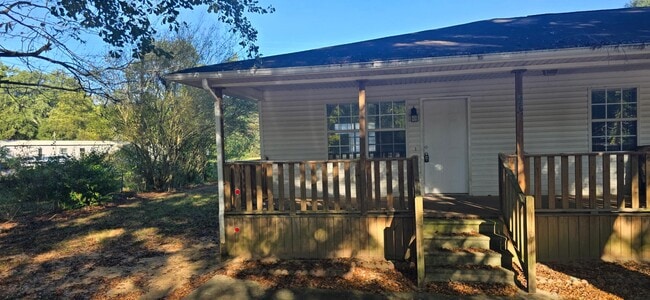 property at 23 Scarbrough Ln
