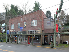 834 Bay St in Port Orchard, WA - Building Photo - Building Photo