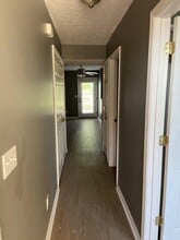 2301 Filiatreau Ln in Bardstown, KY - Building Photo - Building Photo