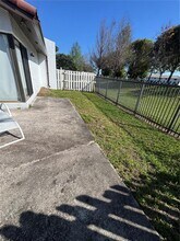 534 NE 195th St in North Miami Beach, FL - Building Photo - Building Photo