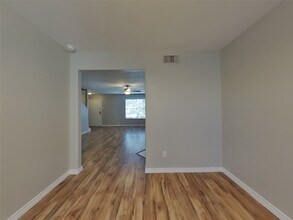 1910 Flycaster Dr in Spring, TX - Building Photo - Building Photo