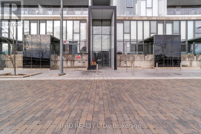 32-932 Trolley Cres in Toronto, ON - Building Photo - Building Photo