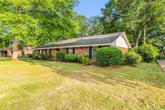 1009 Monroe St in Tupelo, MS - Building Photo - Building Photo