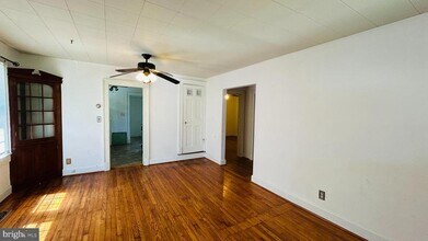 112 Oak St in Fredericksburg, VA - Building Photo - Building Photo