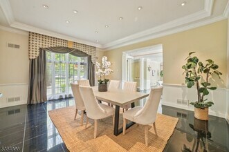 7 Nottingham Way in Warren, NJ - Building Photo - Building Photo