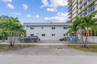 13880 NE 20th Pl in North Miami Beach, FL - Building Photo - Building Photo