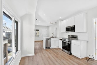 3175-3177 Jacob - Grit and Grind Ventures LLC, Unit 3177 Jacob in Hamtramck, MI - Building Photo - Building Photo