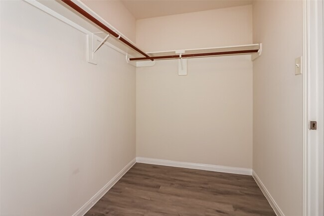 property at 5542 Latta Plantation Dr