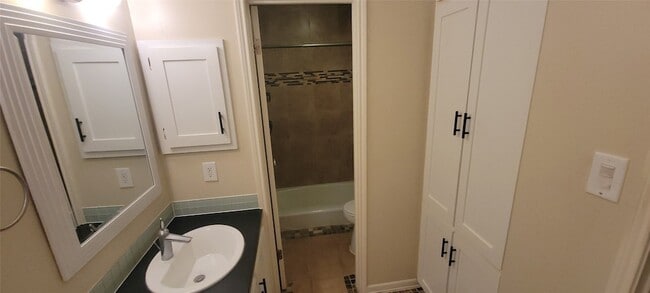 property at 11531 Overbrook Ln