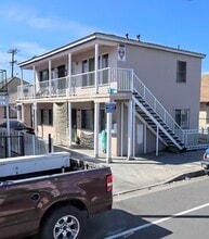 1618 Firestone Blvd, Unit 1616 in Los Angeles, CA - Building Photo - Building Photo