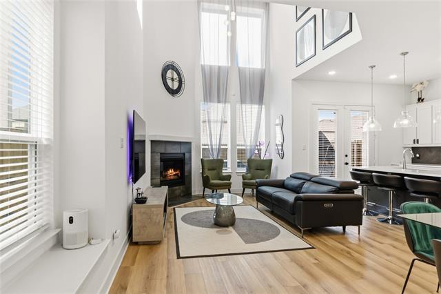 property at 1128 Queensdown Wy