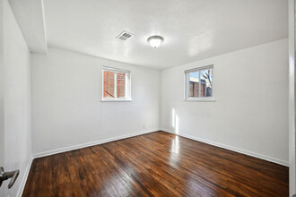 1857 S Jackson St, Unit 1861 in Denver, CO - Foto de edificio - Building Photo