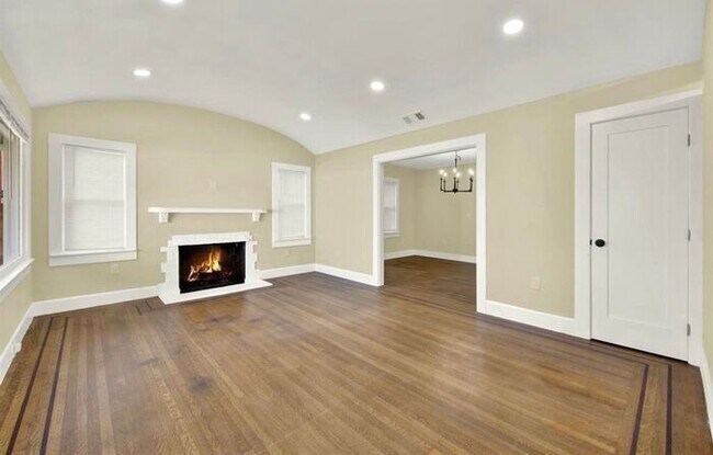 property at 729 Ohio St