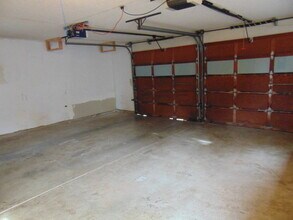 5735 SW 206th Ave in Beaverton, OR - Building Photo - Building Photo