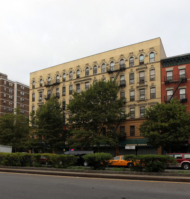 101-109 Lenox Ave in New York, NY - Foto de edificio - Building Photo