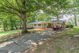 2416 Timber Ridge Ct in Decatur, GA - Building Photo - Building Photo