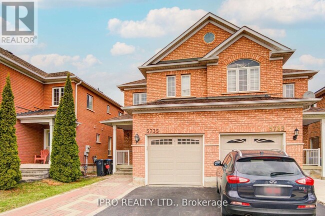 5735 Keldrew Ave in Mississauga, ON - Building Photo - Building Photo