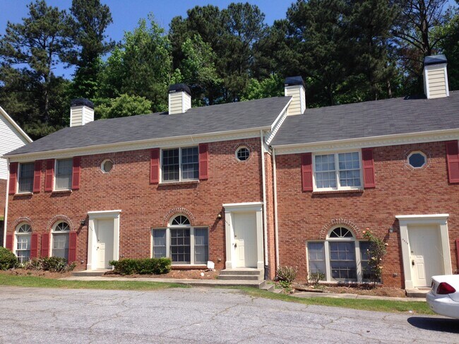 property at 4407 Redgate Rd