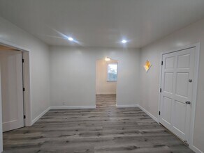 648 Rose Ave, Unit 648 in Venice, CA - Building Photo - Building Photo