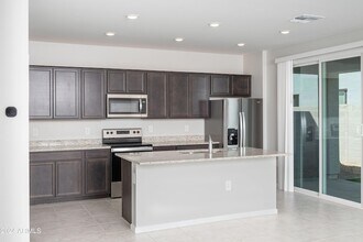 4721 S Parker Pass Rd in Apache Junction, AZ - Building Photo - Building Photo