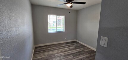 642 W Plata Ave in Mesa, AZ - Building Photo - Building Photo
