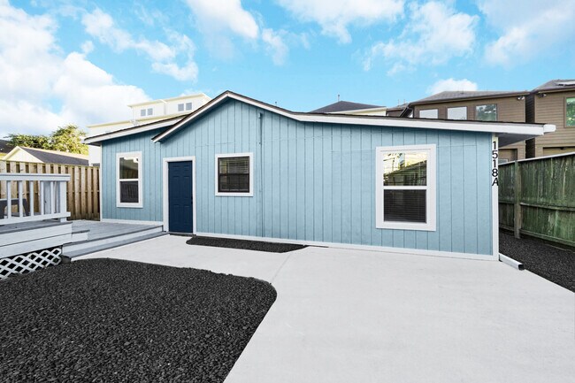1518 Dorothy St, Unit 1518A in Houston, TX - Foto de edificio - Building Photo