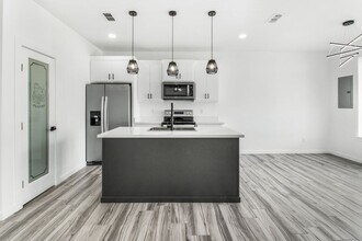 706 W Seminole Ave in Pharr, TX - Building Photo - Building Photo