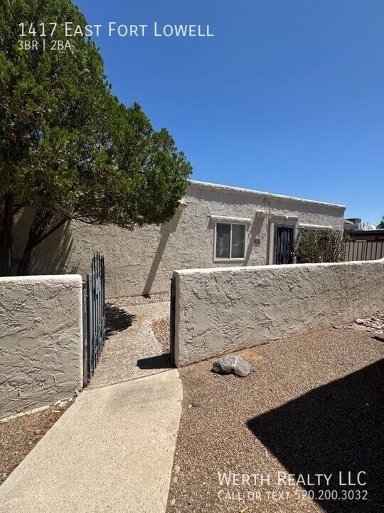 1417 E Fort Lowell Rd in Tucson, AZ - Building Photo