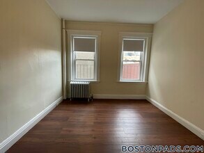 1191 Boylston St in Brookline, MA - Building Photo - Building Photo