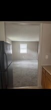 139 Cannon Rd in East Hartford, CT - Building Photo - Building Photo