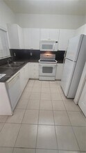 11400 NW 34th Pl in Sunrise, FL - Building Photo - Building Photo