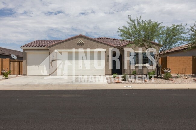 property at 960 E Cactus Wren Dr