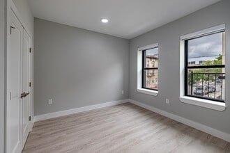 22 Fleet St in Jersey City, NJ - Building Photo - Interior Photo
