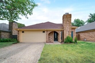 2929 Big Oaks Dr in Garland, TX - Building Photo - Building Photo