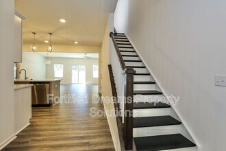 5 Saltford Ln in Greensboro, NC - Building Photo - Building Photo