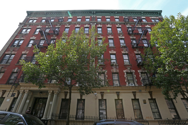 516 West 143rd Street in New York, NY - Foto de edificio - Building Photo