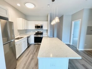 11808 Coral St in Huntley, IL - Building Photo - Building Photo