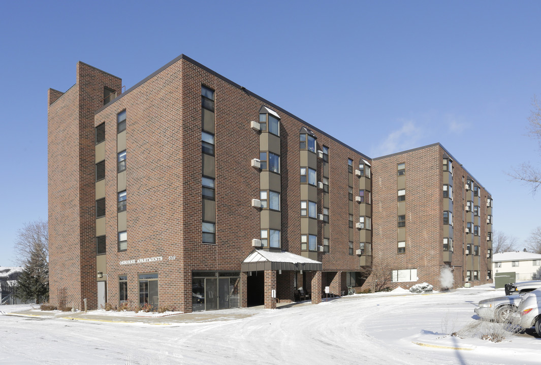 Osborne Apartments in Fridley, MN - Foto de edificio