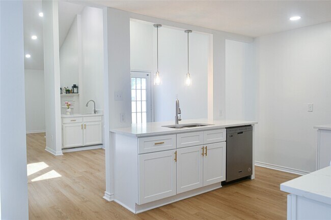 18322 Autumn Trails Ln