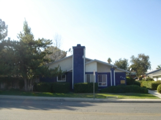 211 S 10th St in Taft, CA - Building Photo