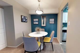 Summerville Station in Summerville, SC - Foto de edificio - Interior Photo
