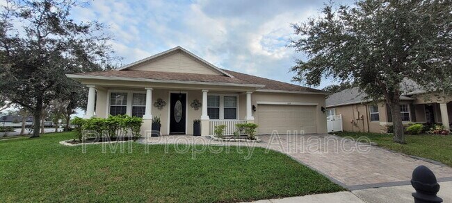 property at 10114 Stratford Pointe Ave