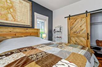 2305 W Bijou St in Colorado Springs, CO - Building Photo - Building Photo
