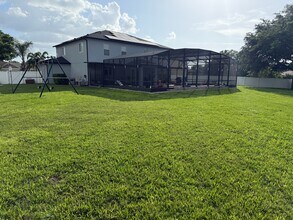 489 Cascading Creek Ln in Winter Garden, FL - Building Photo - Building Photo