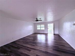 4925 Viceroy St in Cape Coral, FL - Building Photo - Building Photo