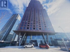 2920 Hwy 7 in Vaughan, ON - Building Photo