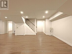 10 Whitehorn Crescent in Toronto, ON - Building Photo - Building Photo