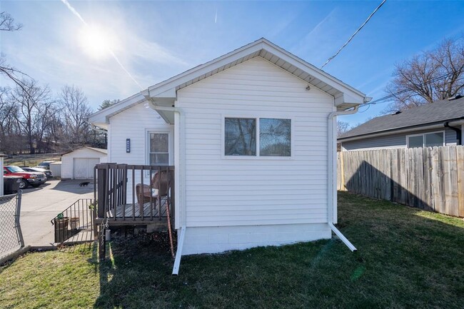 property at 3028 S Union St