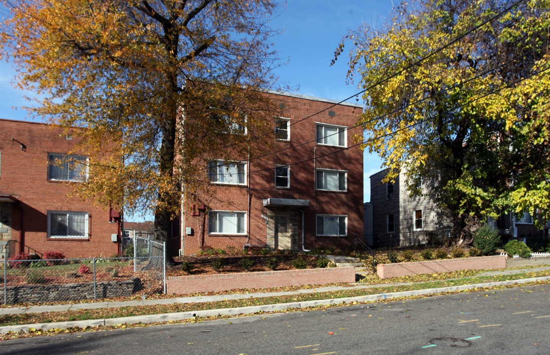 316 62nd St NE in Washington, DC - Building Photo